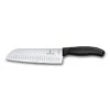 Couteau Santoku Victorinox SwissClassic 17cm Alvéolé Noir - En Boîte